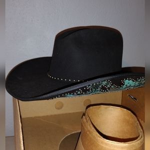 Charlie 1 Painted Lady Cowgirl Hat